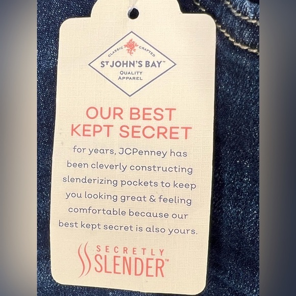 358. NWT St. John's Bay Womens Mid Rise Secretly Slender Straight Leg Jean 20W - Picture 4 of 6